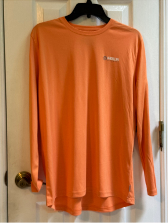 Magellan Outdoors Tops - Magellan Outdoors Women's Fish Gear Long Sleeve Caddo Lake Logo Tee